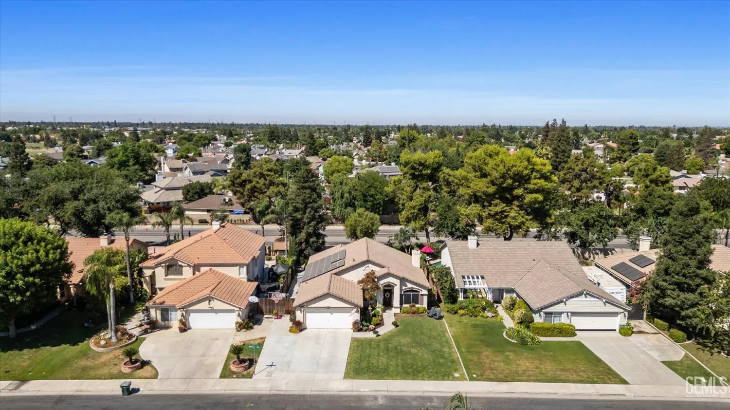 Bakersfield, California 93312, United States, 4 Bedrooms Bedrooms, ,2 BathroomsBathrooms,Residential,Active,181895