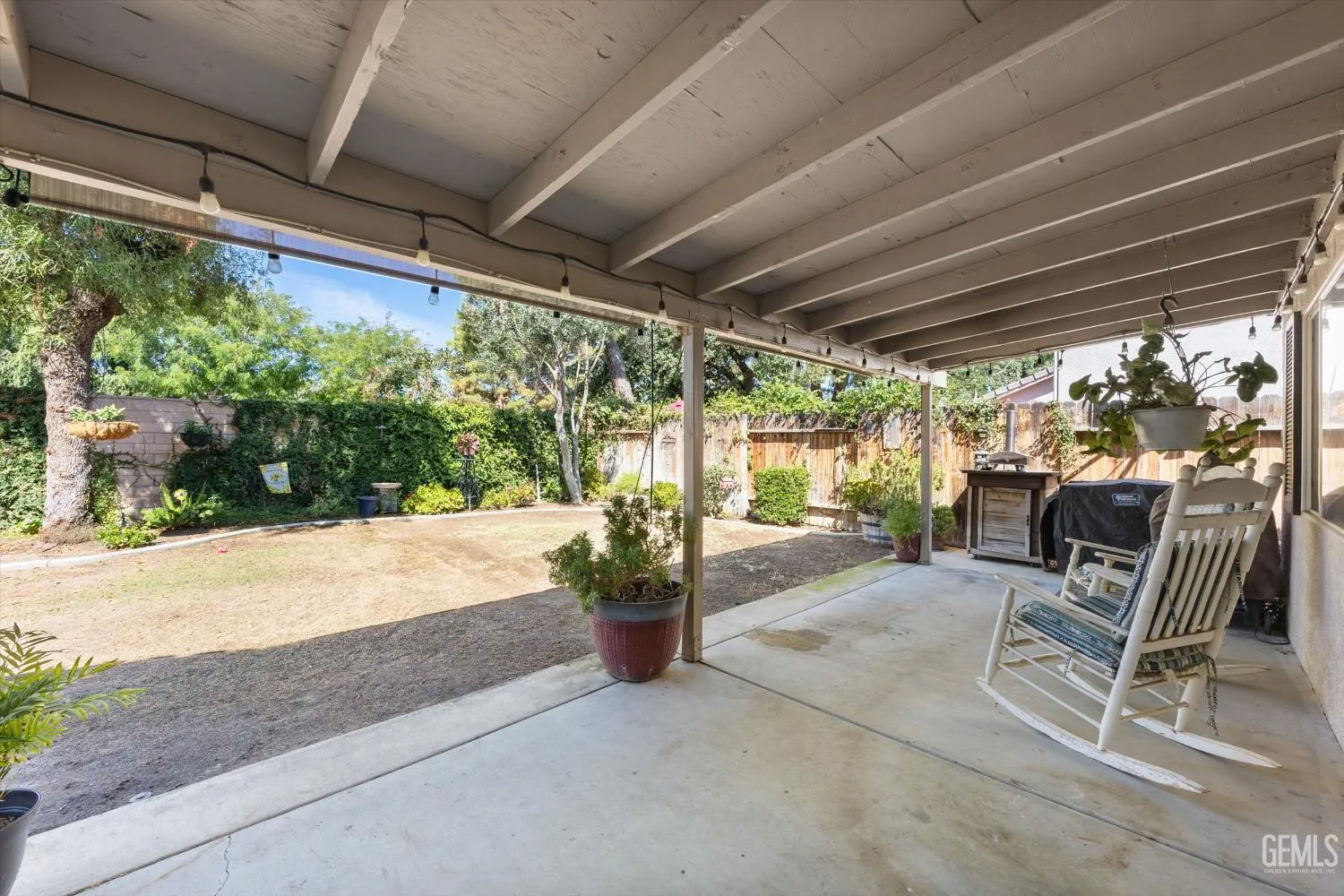 Bakersfield, California 93312, United States, 4 Bedrooms Bedrooms, ,2 BathroomsBathrooms,Residential,Active,181895