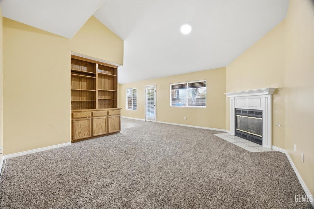 Photo of 5423 Tyner Lane, Bakersfield, CA 93307 (MLS # 202601588)