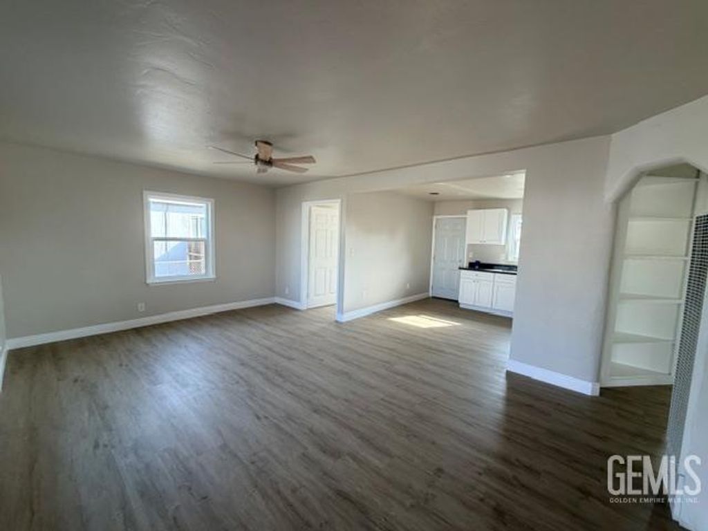 Photo of 1235 Wilson Avenue, Bakersfield, CA 93308 (MLS # 202601140)