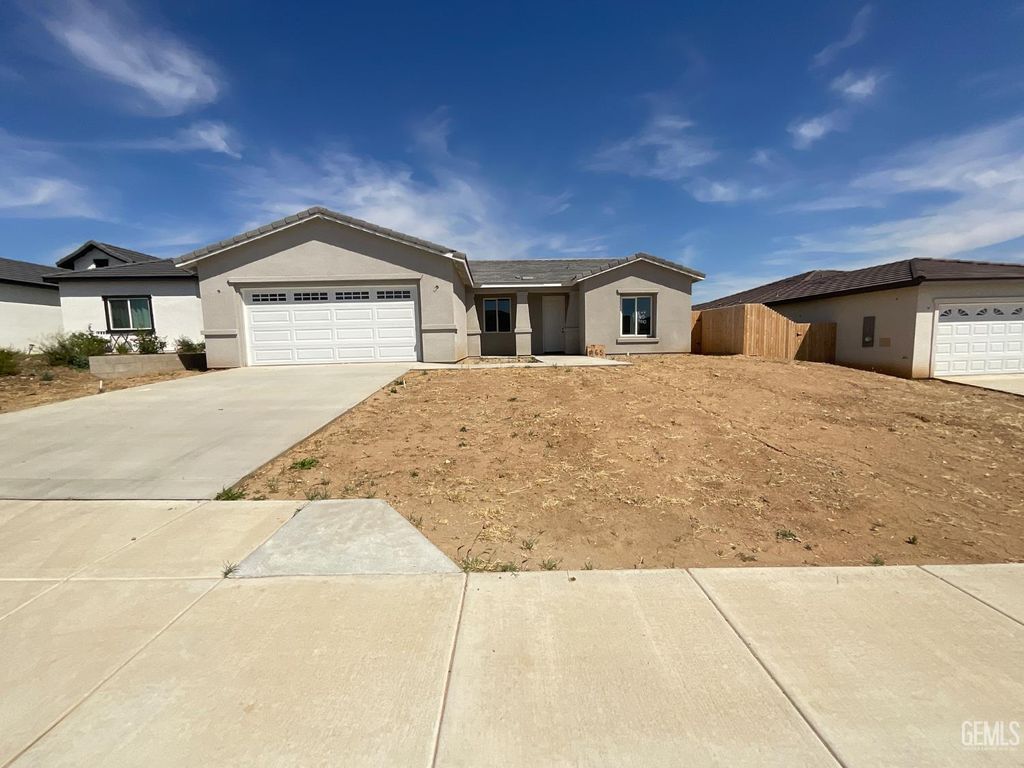 Photo of 9110 Brown Leaf Avenue, Bakersfield, CA 93306 (MLS # 202603948)