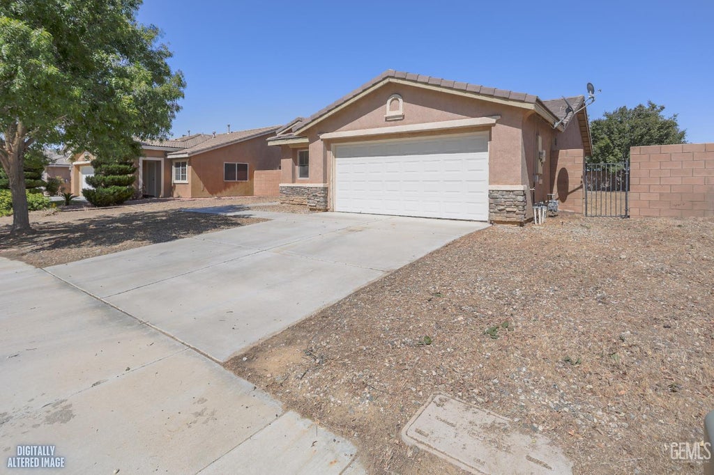 Photo of 45704 Palm Lane, Lancaster, CA 93535 (MLS # 202606191)