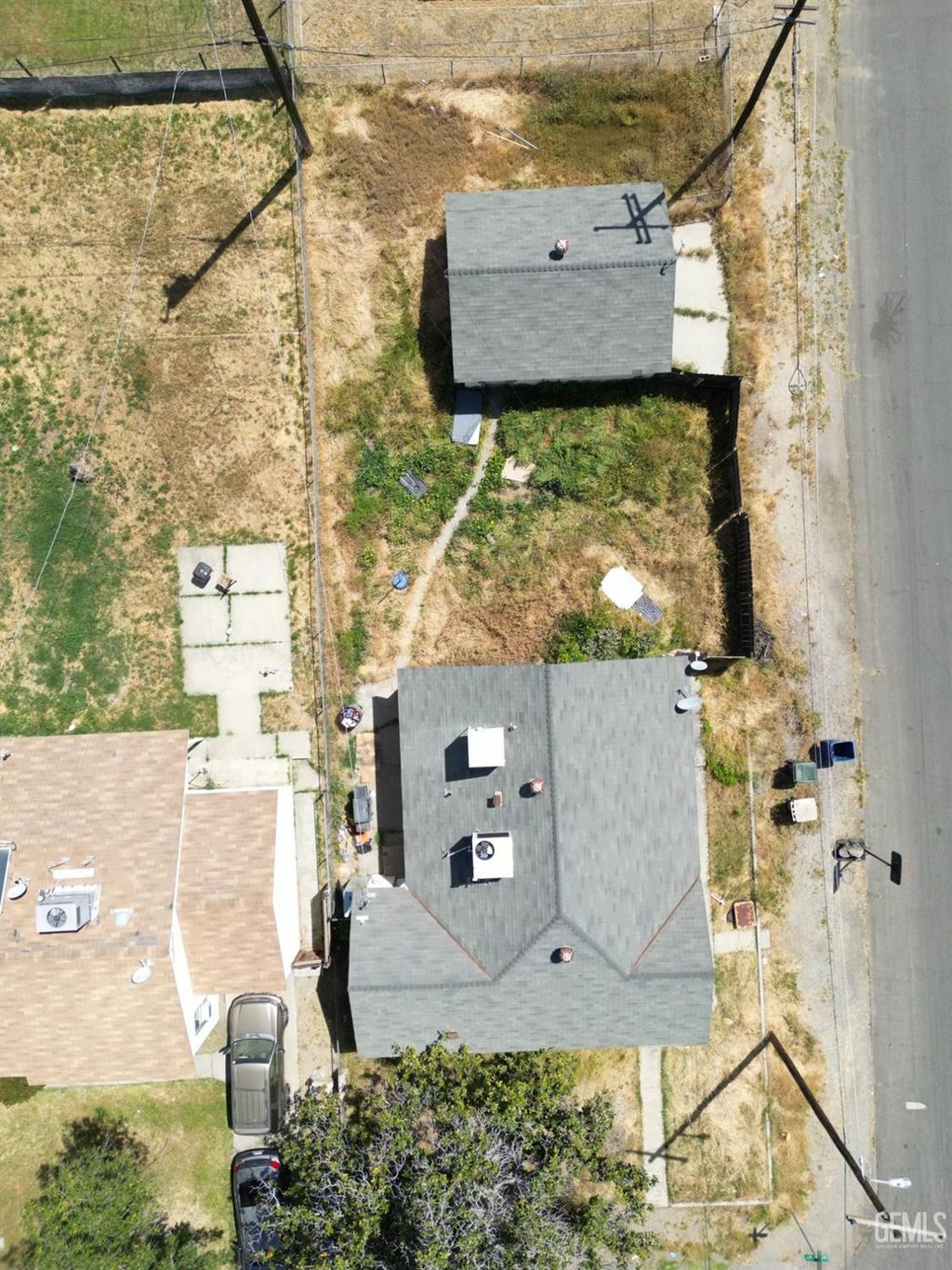 Photo of 2611 Urbano Drive, Bakersfield, CA 93304 (MLS # 202603880)