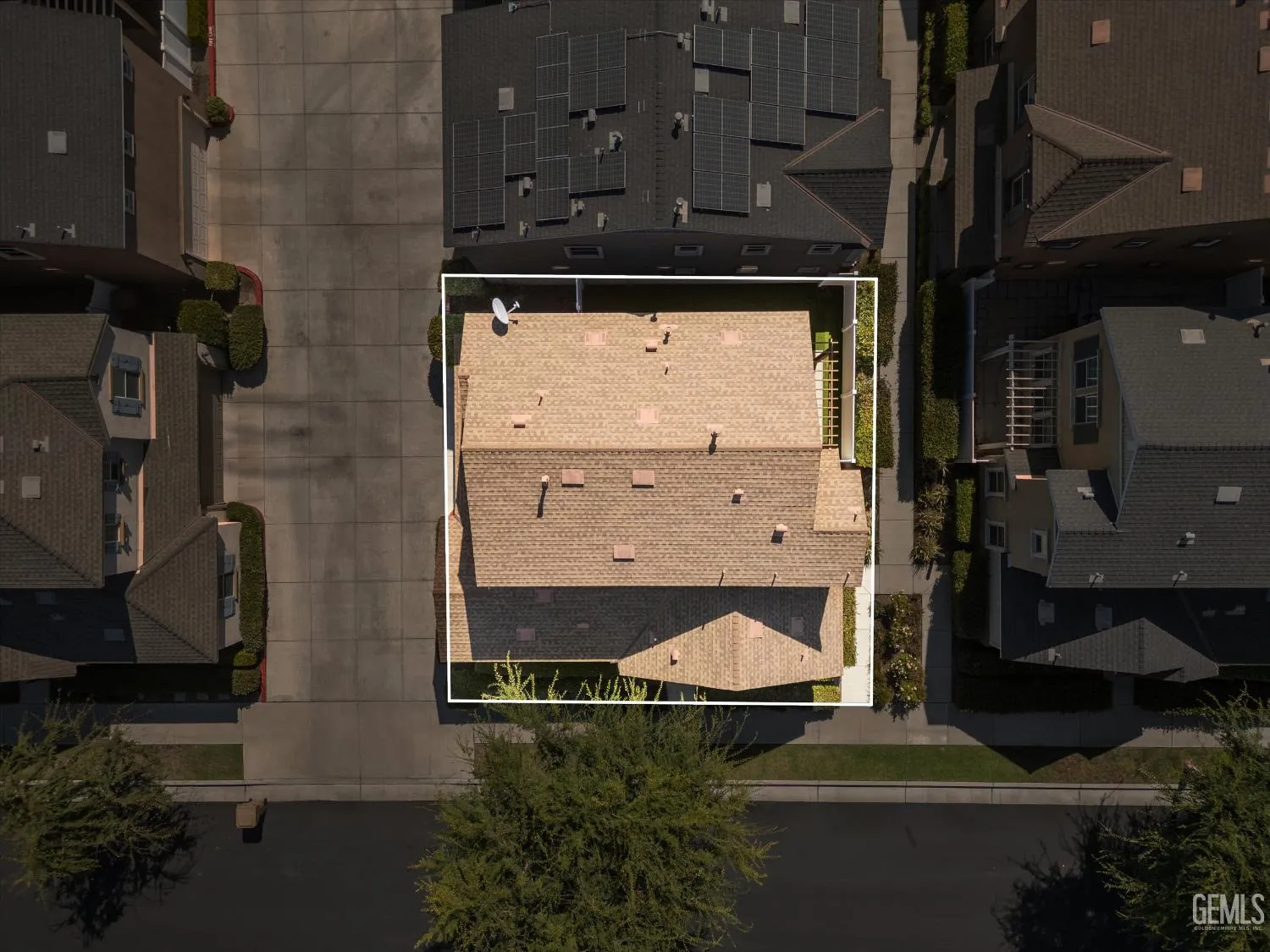 Bakersfield, California 93311, United States, 3 Bedrooms Bedrooms, ,3 BathroomsBathrooms,Residential,Active,190999