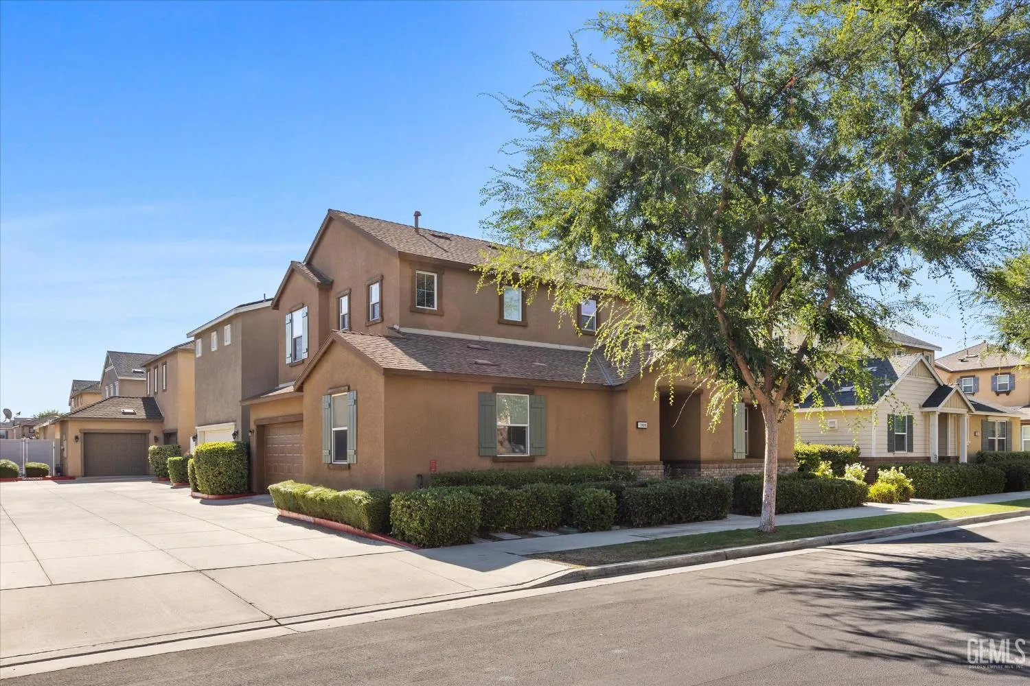 Bakersfield, California 93311, United States, 3 Bedrooms Bedrooms, ,3 BathroomsBathrooms,Residential,Active,190999