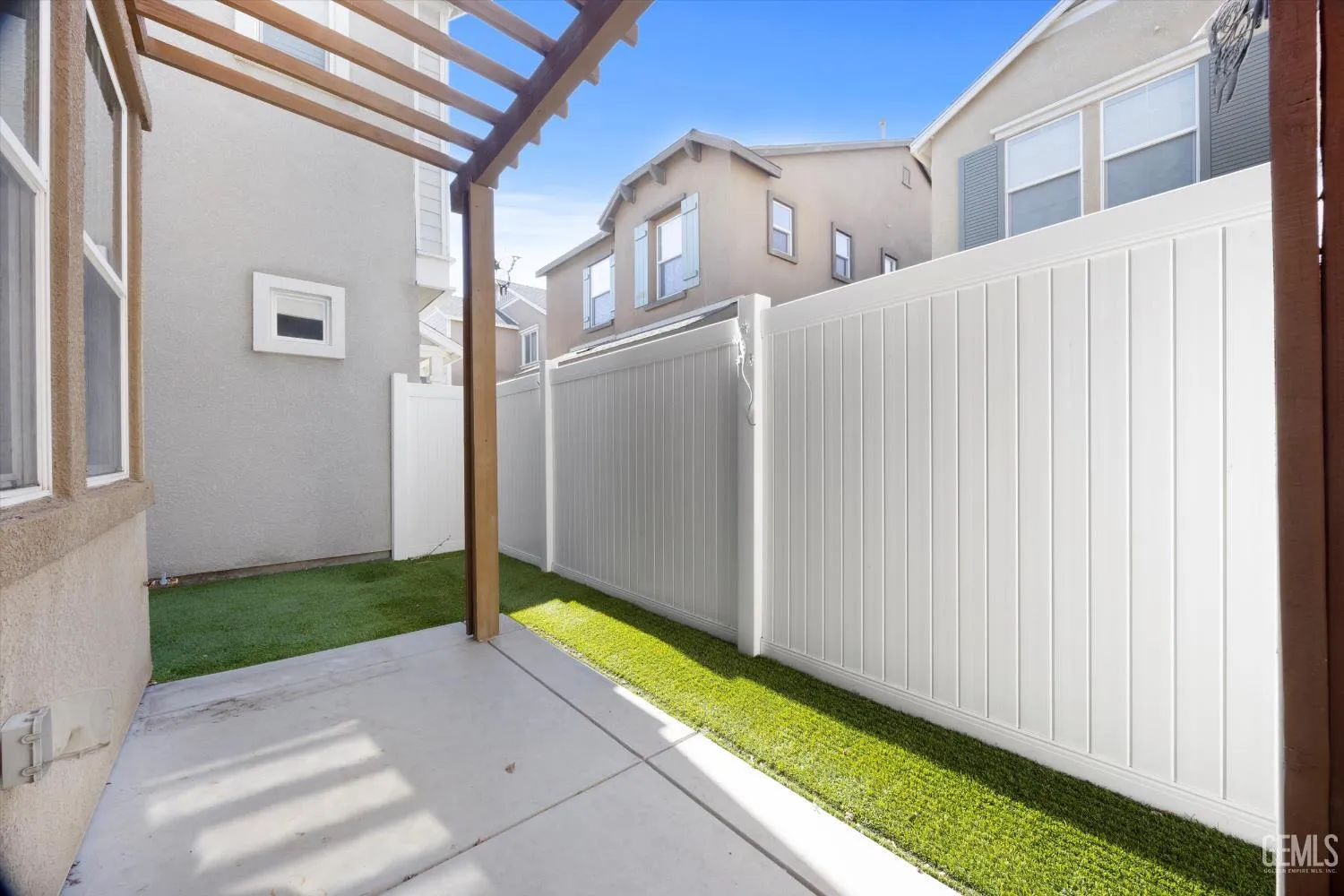 Bakersfield, California 93311, United States, 3 Bedrooms Bedrooms, ,3 BathroomsBathrooms,Residential,Active,190999