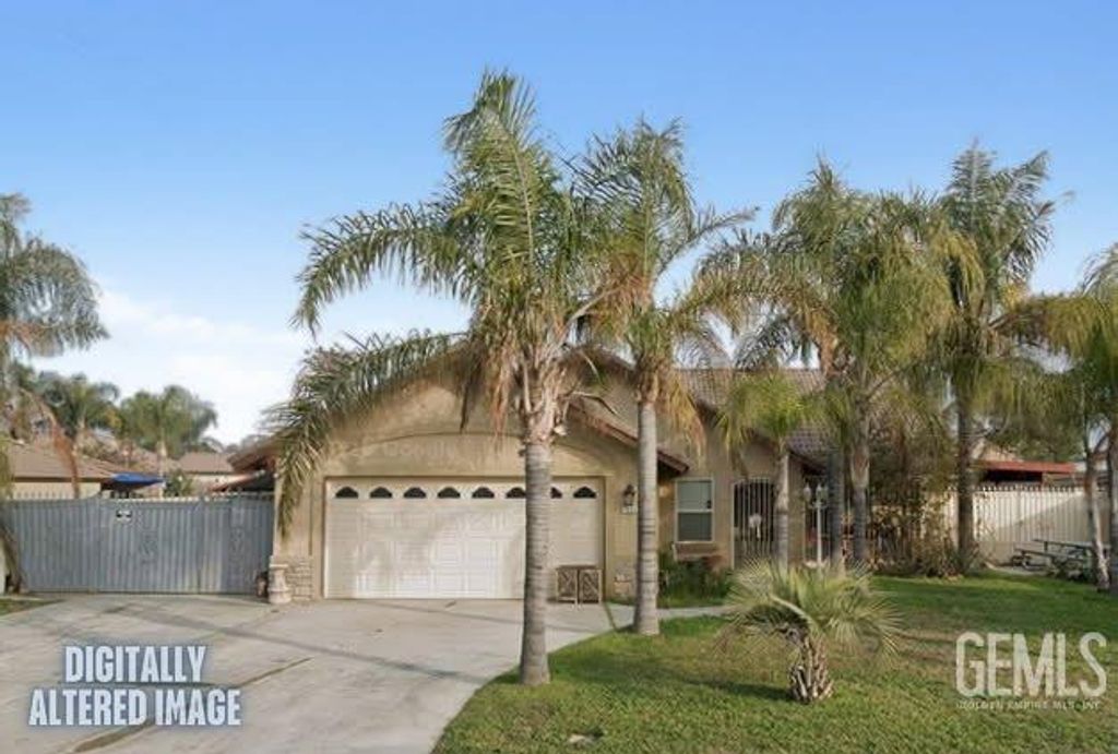Photo of 7032 Via Del Mar, Bakersfield, CA 93307 (MLS # 202603505)