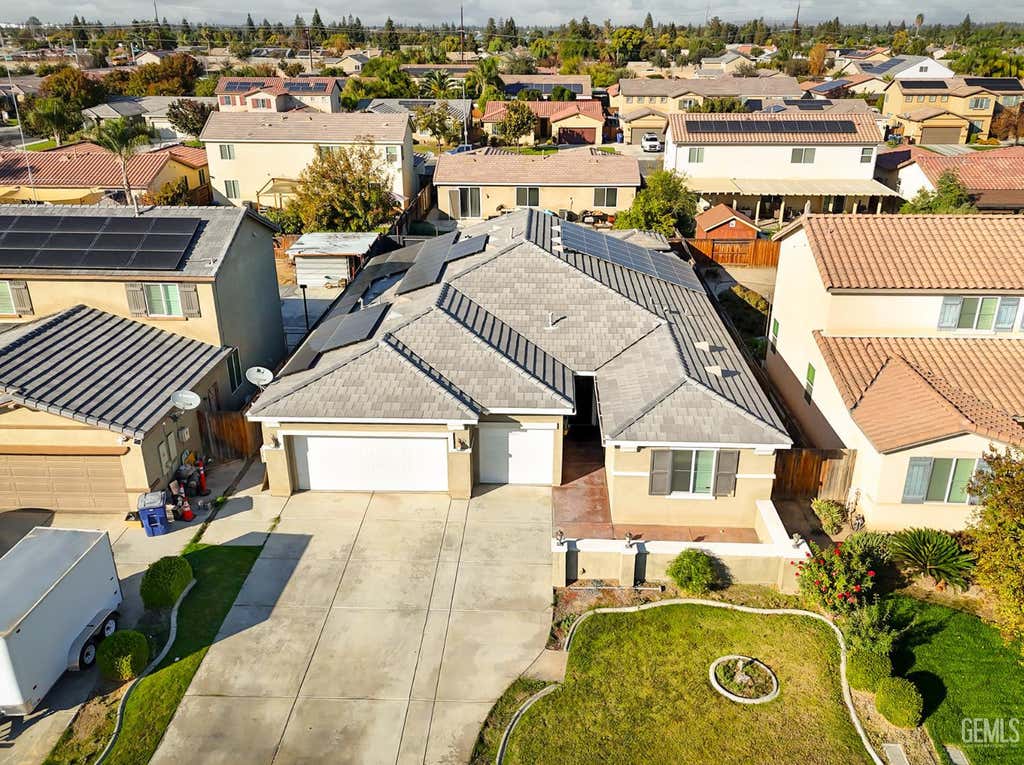 Photo of 5508 Mesto Way, Bakersfield, CA 93313 (MLS # 202605142)