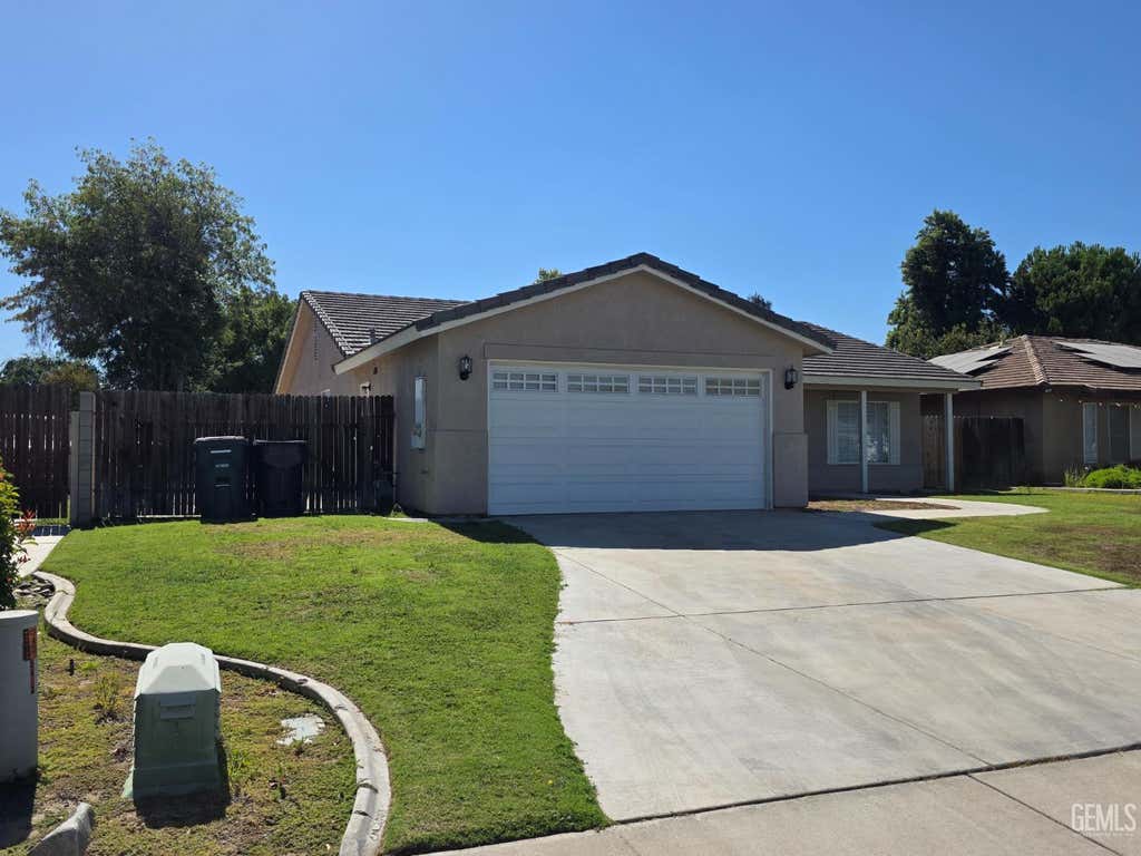 Photo of 5403 Rockwell Drive, Bakersfield, CA 93308 (MLS # 202607213)