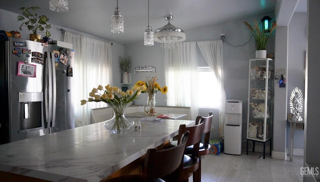 Photo of 811 V Street, Bakersfield, CA 93304 (MLS # 202603565)