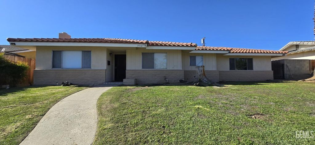 Photo of 3712 Harvard Drive, Bakersfield, CA 93306 (MLS # 202511328)