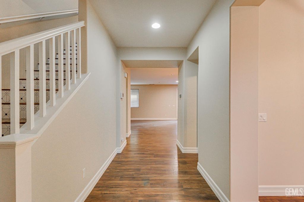 Photo of 5005 Silvery Jewel Lane, Bakersfield, CA 93313 (MLS # 202603990)