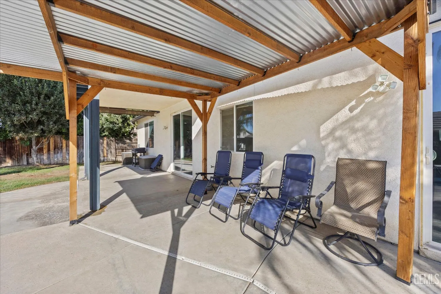 Bakersfield, California 93312, United States, 4 Bedrooms Bedrooms, ,2 BathroomsBathrooms,Residential,Active,221045