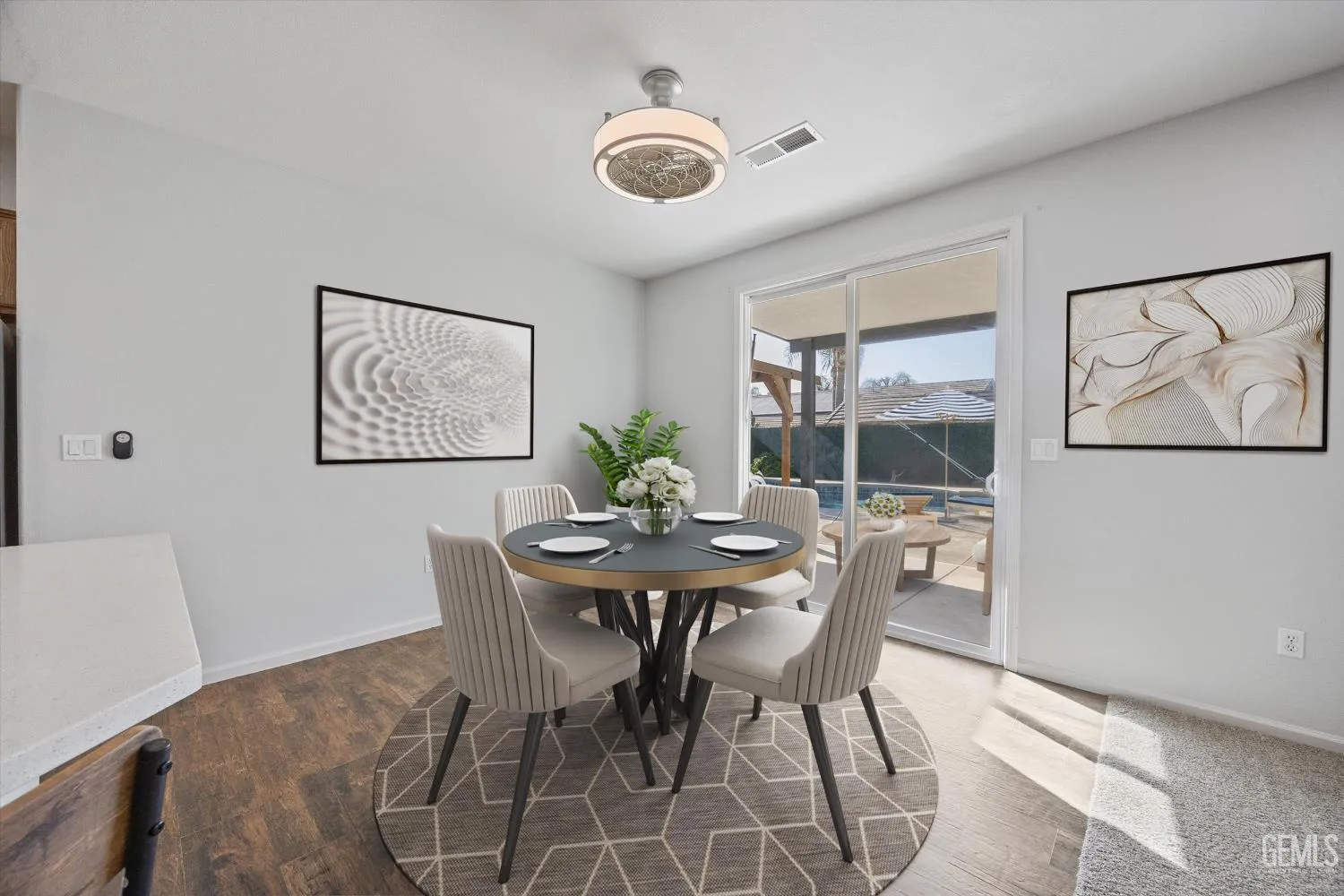 Bakersfield, California 93312, United States, 4 Bedrooms Bedrooms, ,2 BathroomsBathrooms,Residential,Active,221045