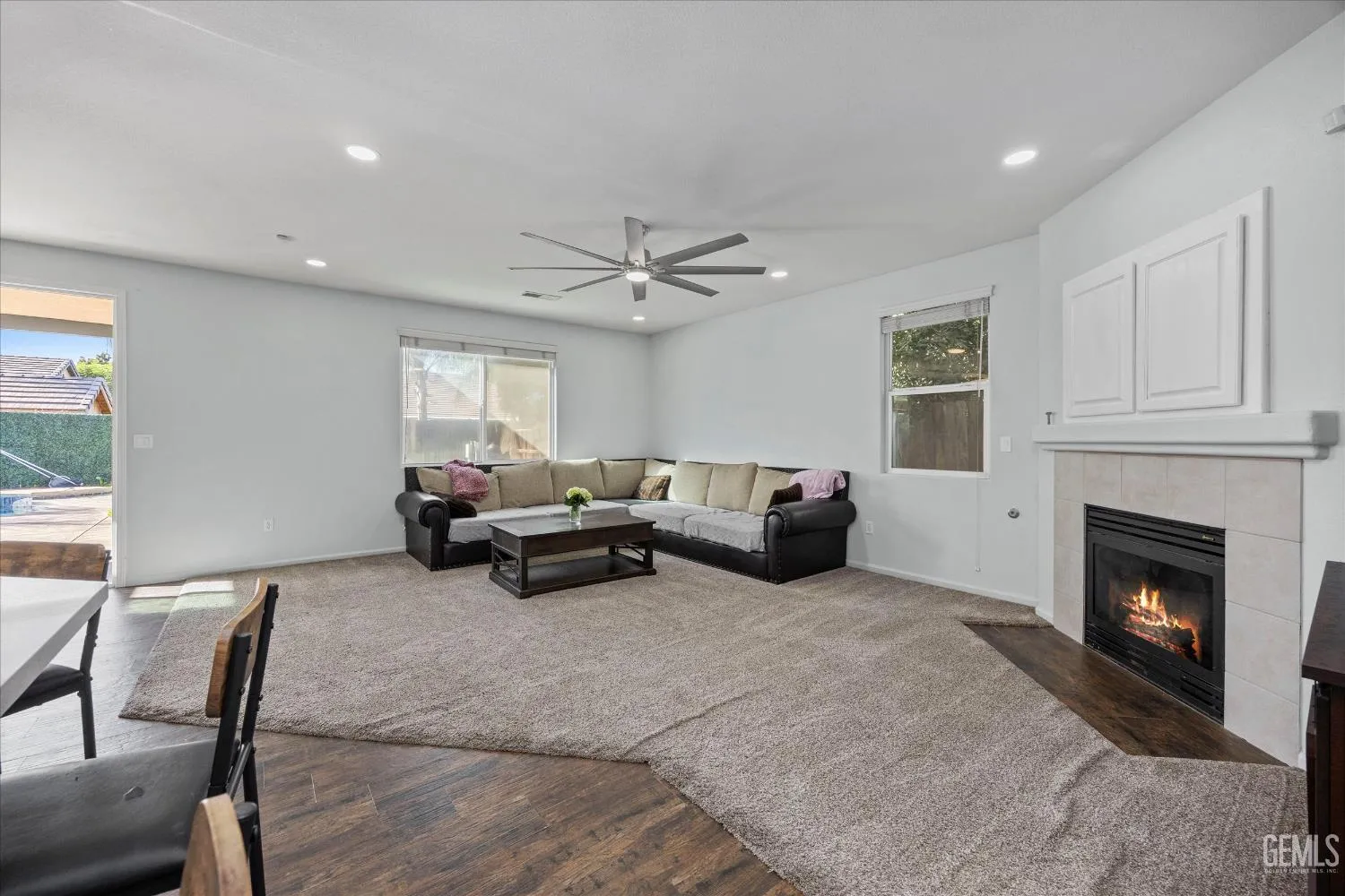 Bakersfield, California 93312, United States, 4 Bedrooms Bedrooms, ,2 BathroomsBathrooms,Residential,Active,221045