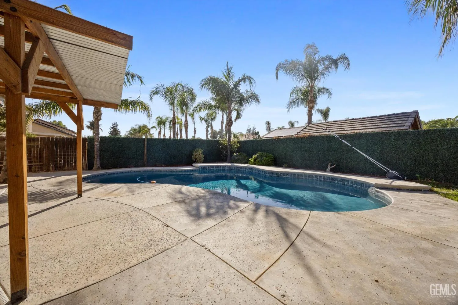 Bakersfield, California 93312, United States, 4 Bedrooms Bedrooms, ,2 BathroomsBathrooms,Residential,Active,221045