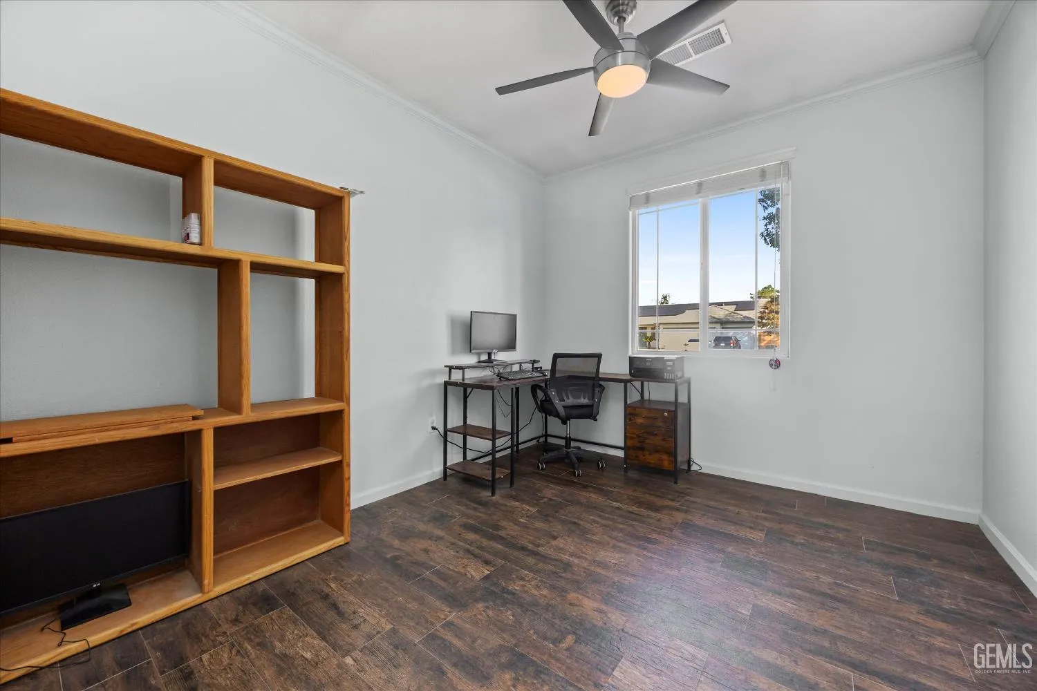 Bakersfield, California 93312, United States, 4 Bedrooms Bedrooms, ,2 BathroomsBathrooms,Residential,Active,221045