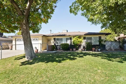 3913 Evelyn Drive, Bakersfield, CA 93304 - MLS#: 202502186