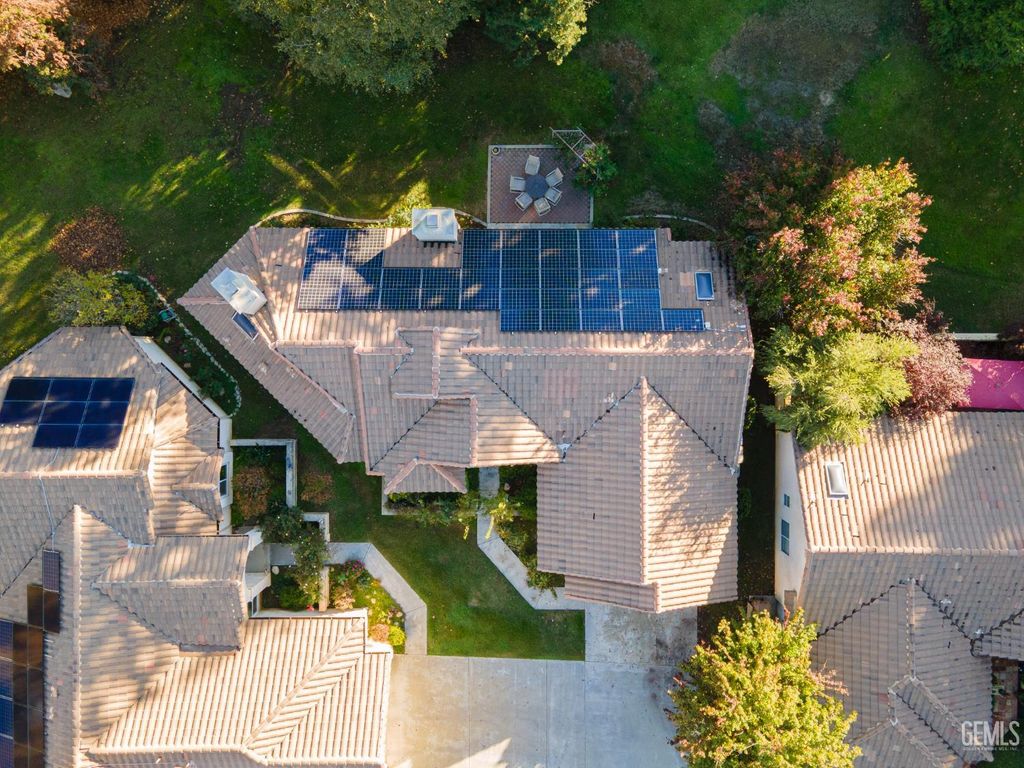 Photo of 12320 Backdrop Court, Bakersfield, CA 93306 (MLS # 202600961)