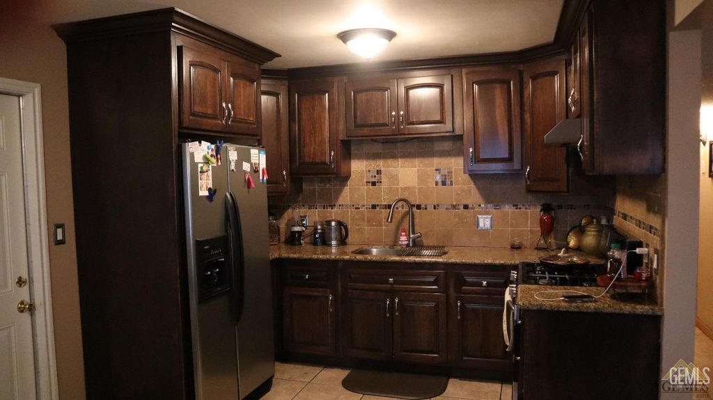 Photo of 331 S Acala, Arvin, CA 93203 (MLS # 202601141)