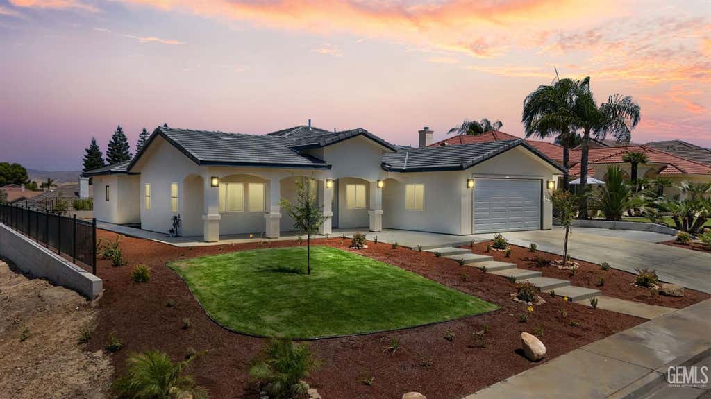 Photo of 5205 Antares Court, Bakersfield, CA 93306 (MLS # 202607240)