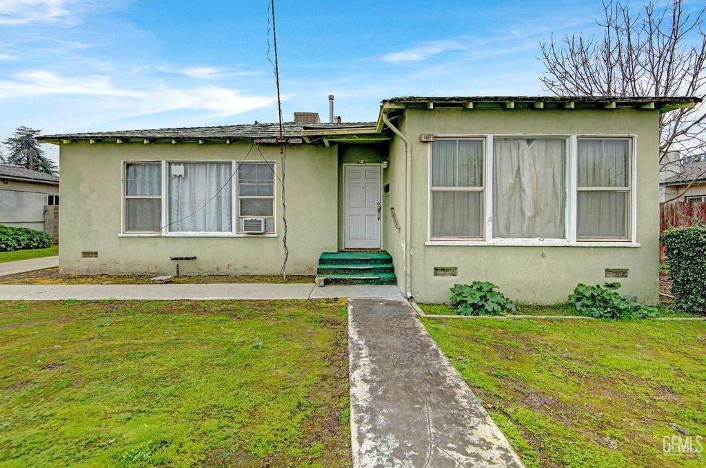 Photo of 1601 5th Street, Wasco, CA 93280 (MLS # 202600943)