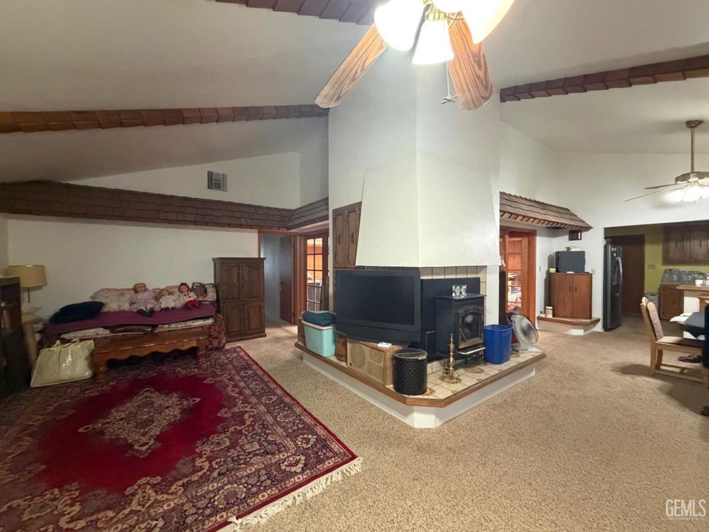 Photo of 3801 Indian Rock Road, Mountain Mesa, CA 93240 (MLS # 202603664)