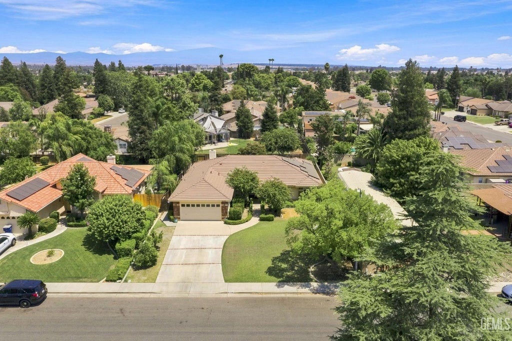 Photo of 5600 Rockwell Drive, Bakersfield, CA 93308 (MLS # 202608516)