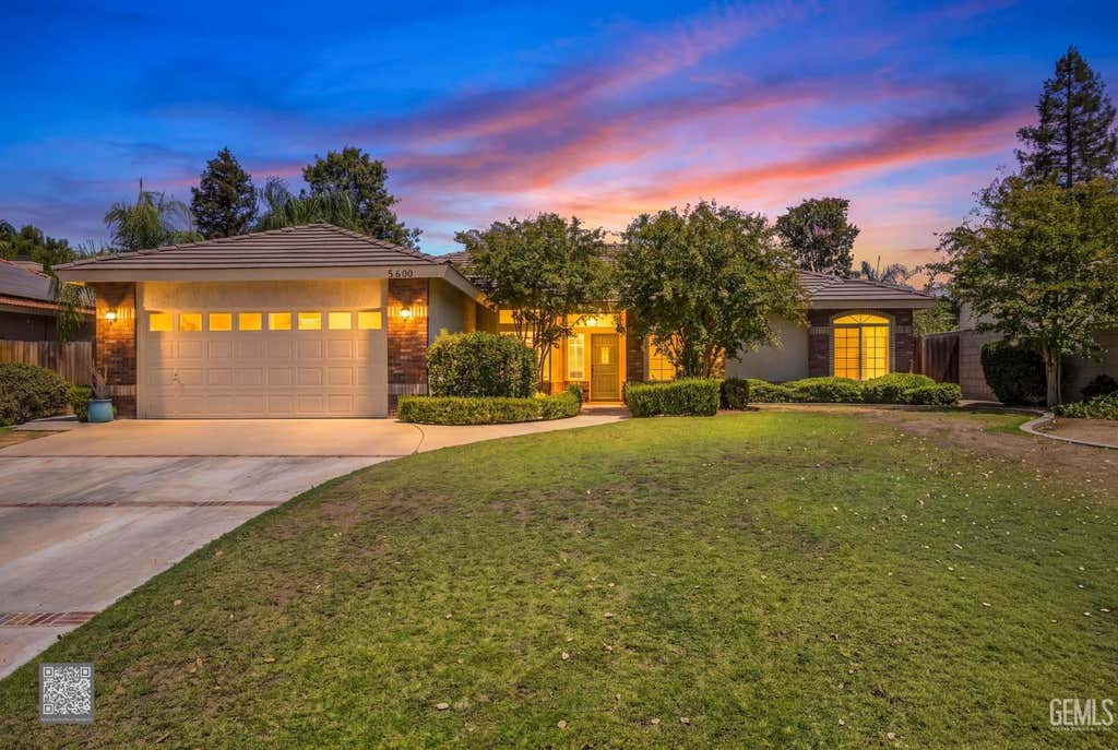 Photo of 5600 Rockwell Drive, Bakersfield, CA 93308 (MLS # 202608516)