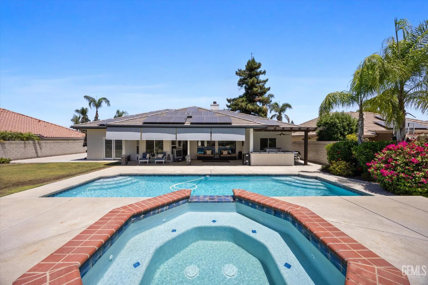 Bakersfield, California 93308, United States, 4 Bedrooms Bedrooms, ,2 BathroomsBathrooms,Residential,Active,164707