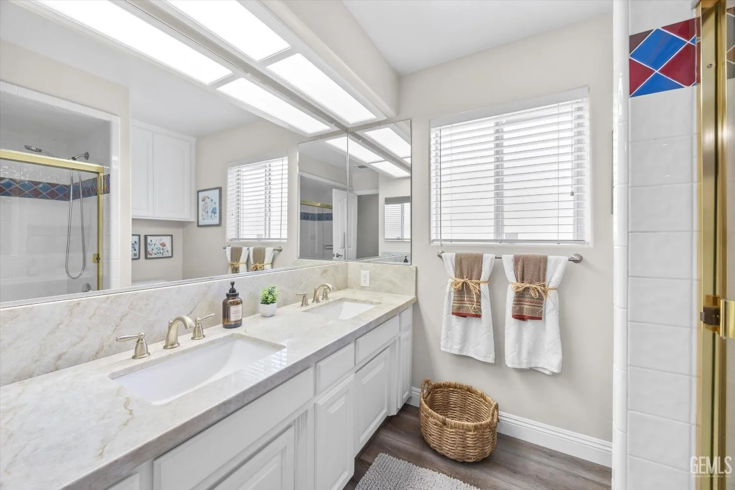 Bakersfield, California 93308, United States, 4 Bedrooms Bedrooms, ,2 BathroomsBathrooms,Residential,Active,164707