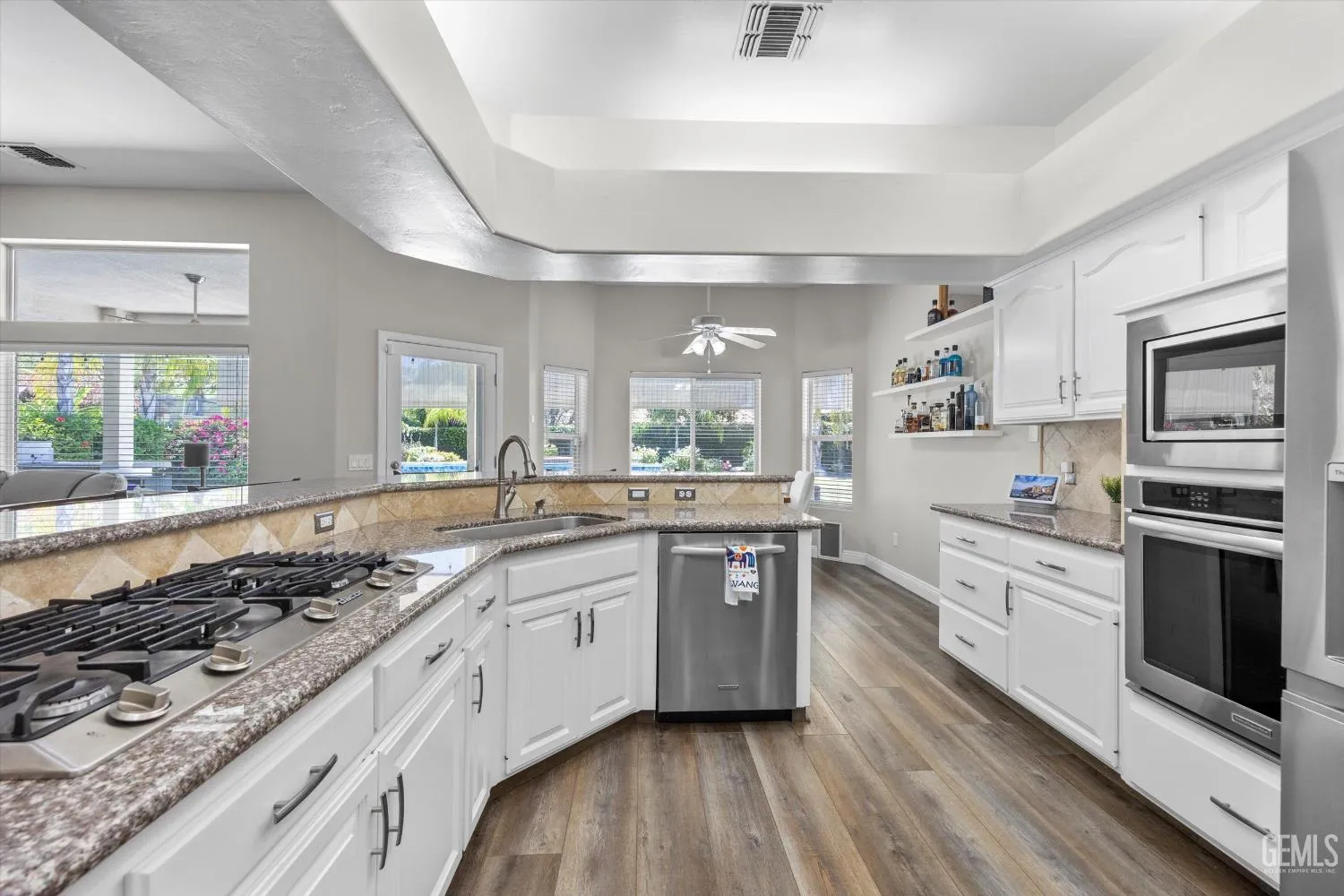 Bakersfield, California 93308, United States, 4 Bedrooms Bedrooms, ,2 BathroomsBathrooms,Residential,Active,164707