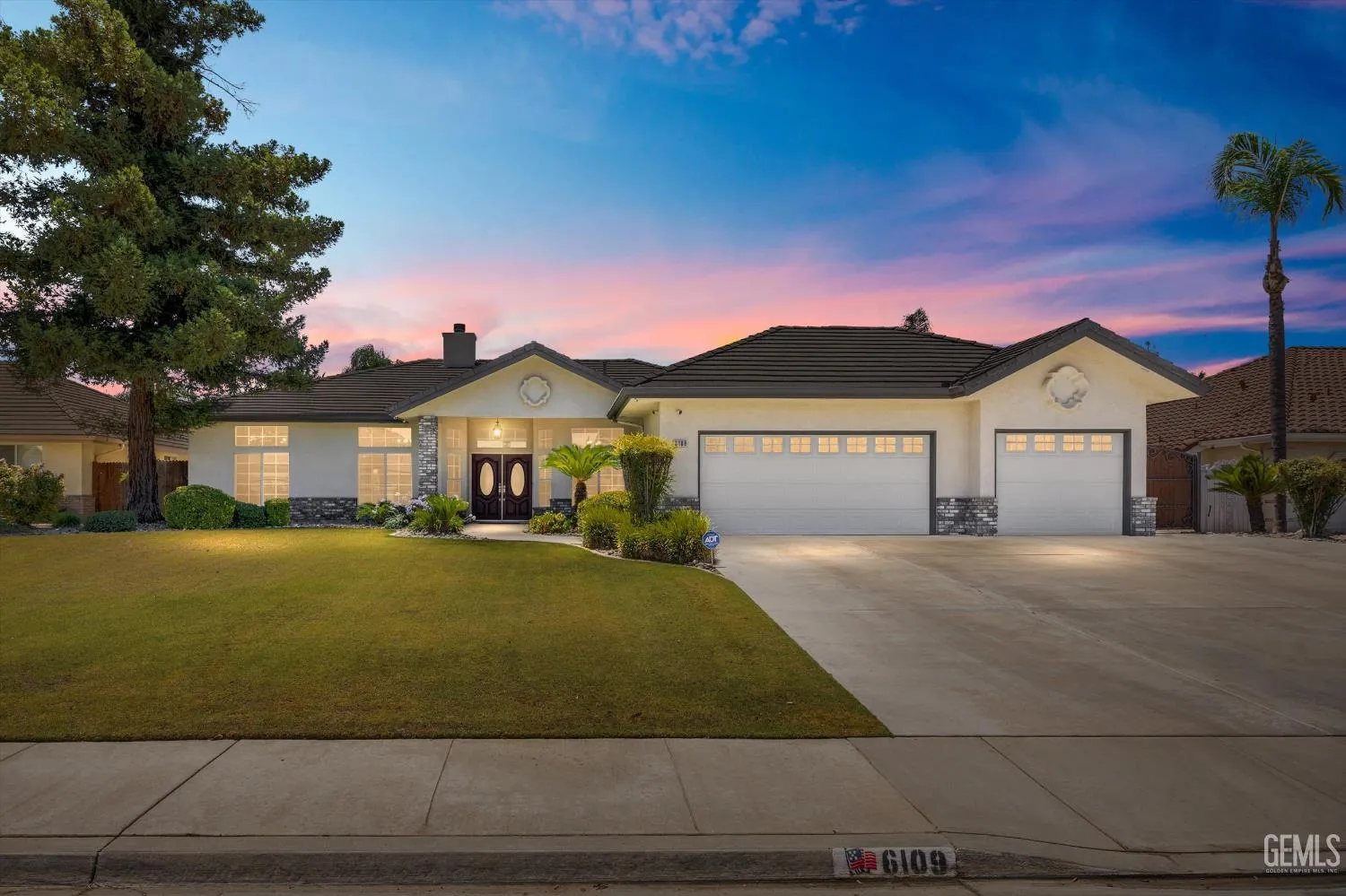 Bakersfield, California 93308, United States, 4 Bedrooms Bedrooms, ,2 BathroomsBathrooms,Residential,Active,164707