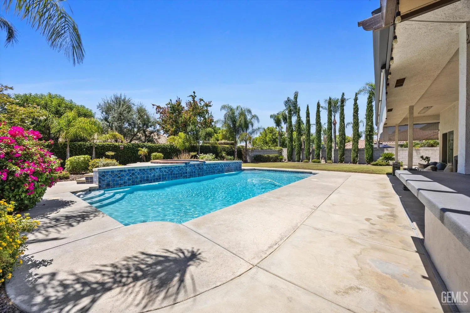 Bakersfield, California 93308, United States, 4 Bedrooms Bedrooms, ,2 BathroomsBathrooms,Residential,Active,164707