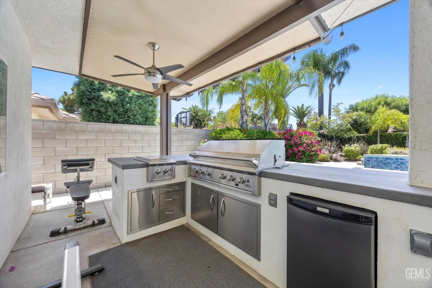 Bakersfield, California 93308, United States, 4 Bedrooms Bedrooms, ,2 BathroomsBathrooms,Residential,Active,164707