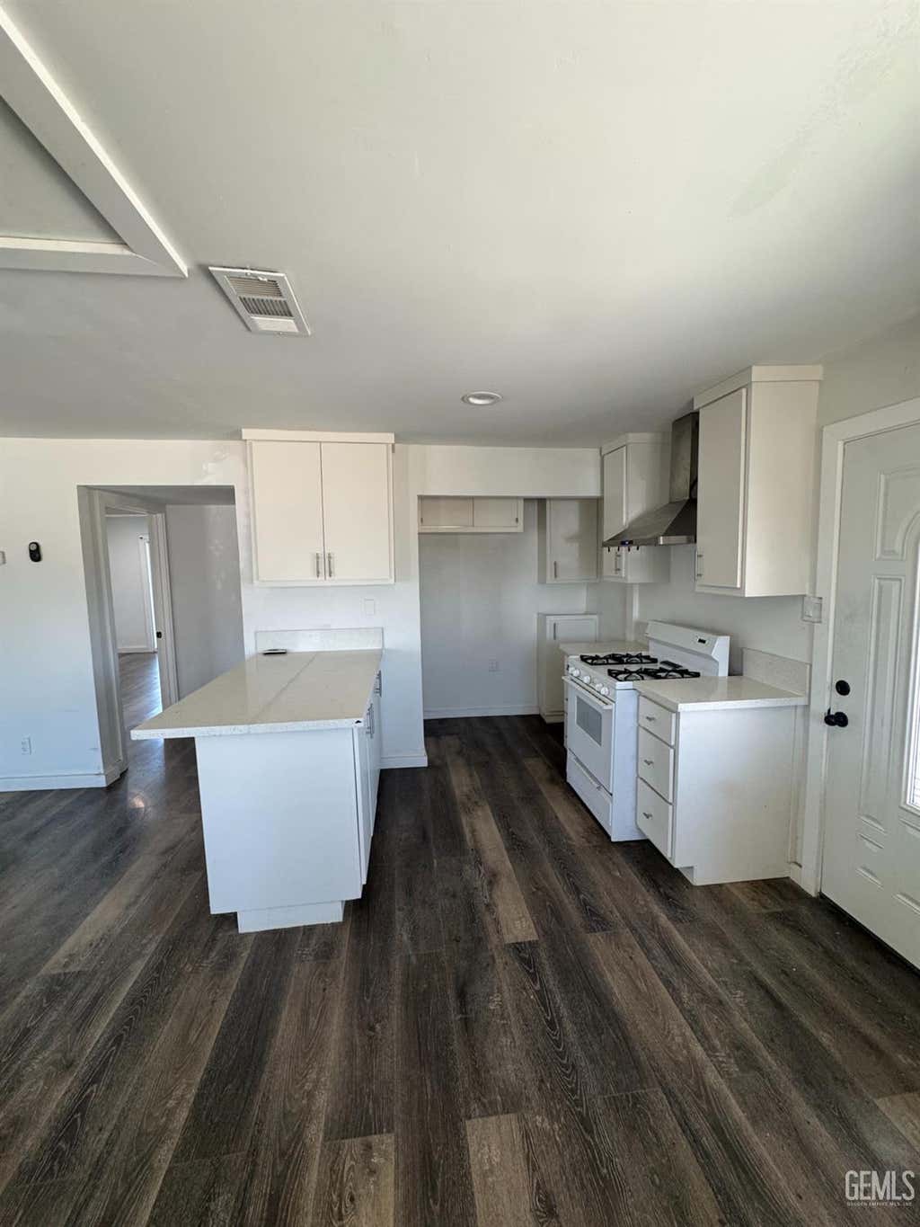 Photo of 413 W Haloid Avenue, Ridgecrest, CA 93555 (MLS # 202608756)