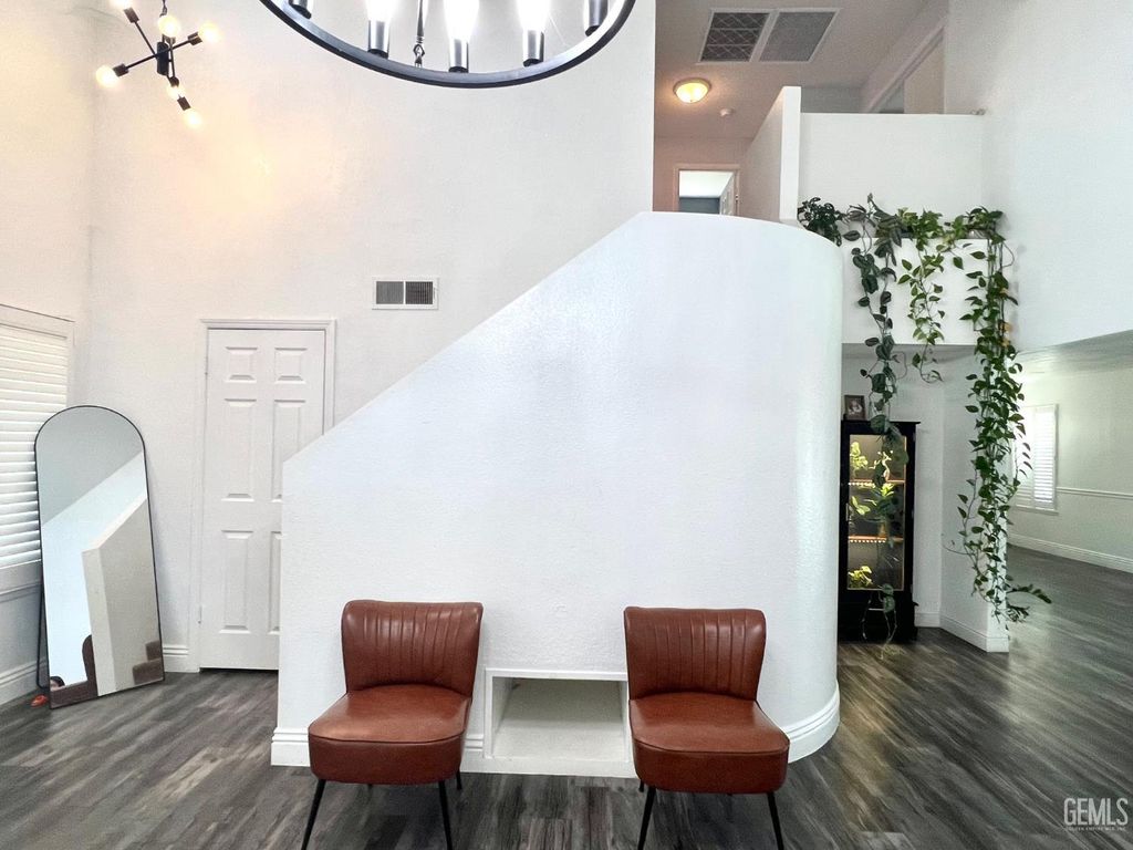 Photo of 14016 Las Entradas, Bakersfield, CA 93314 (MLS # 202601018)