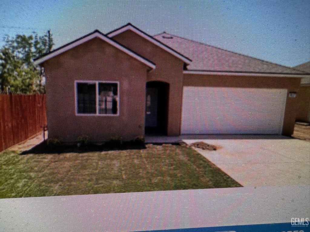 Photo of 1627 Tejon Street, Bakersfield, CA 93305 (MLS # 202511388)
