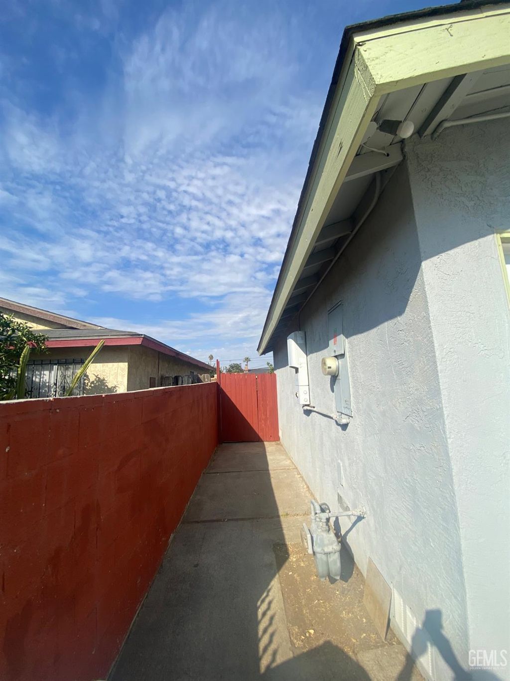 Photo of 3809 Edith Ln, Bakersfield, CA 93304 (MLS # 202511153)