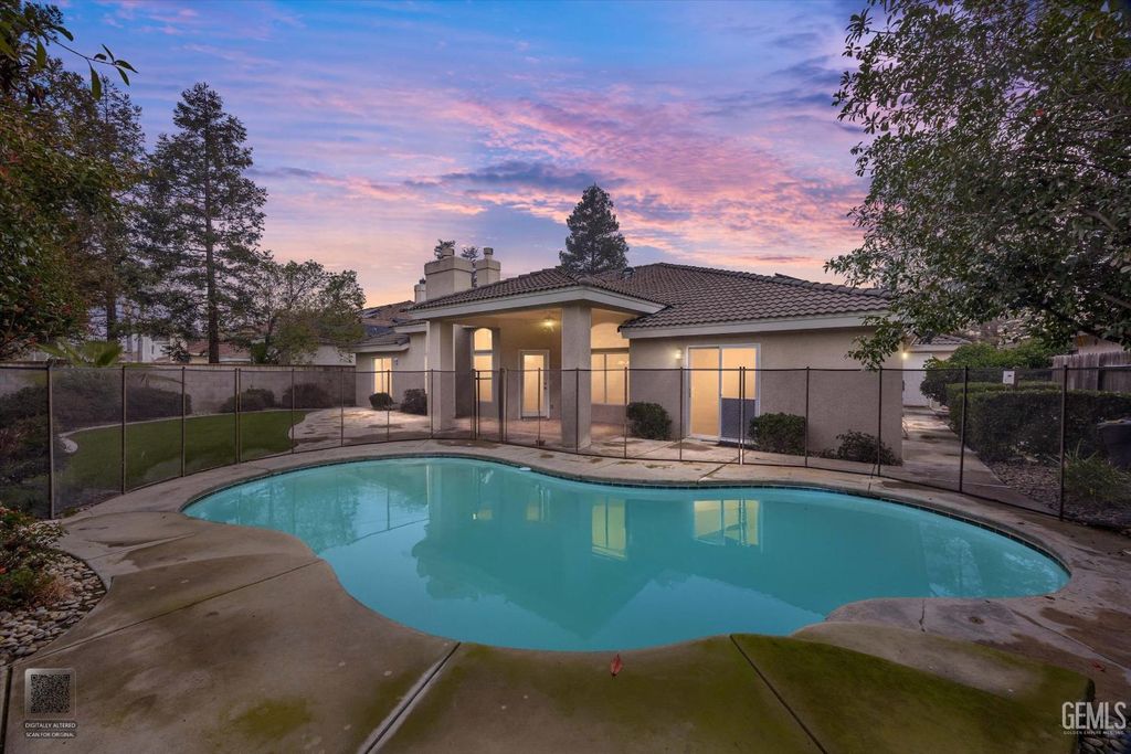 Photo of 11208 Bright Water Way, Bakersfield, CA 93311 (MLS # 202600678)