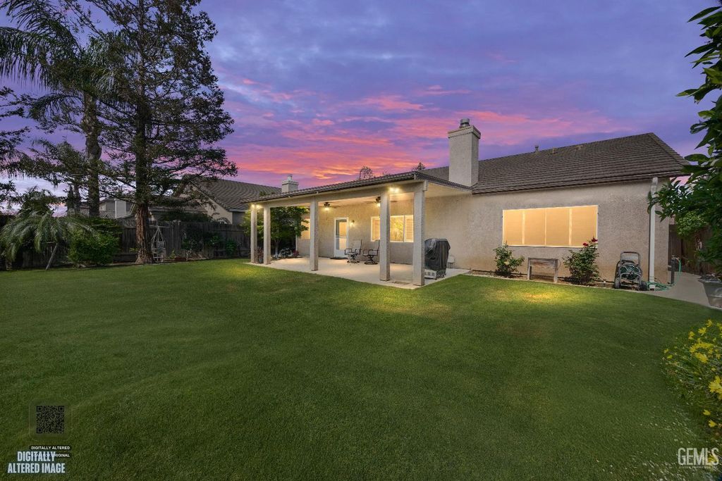 Photo of 12003 Roaring River Avenue, Bakersfield, CA 93311 (MLS # 202603580)