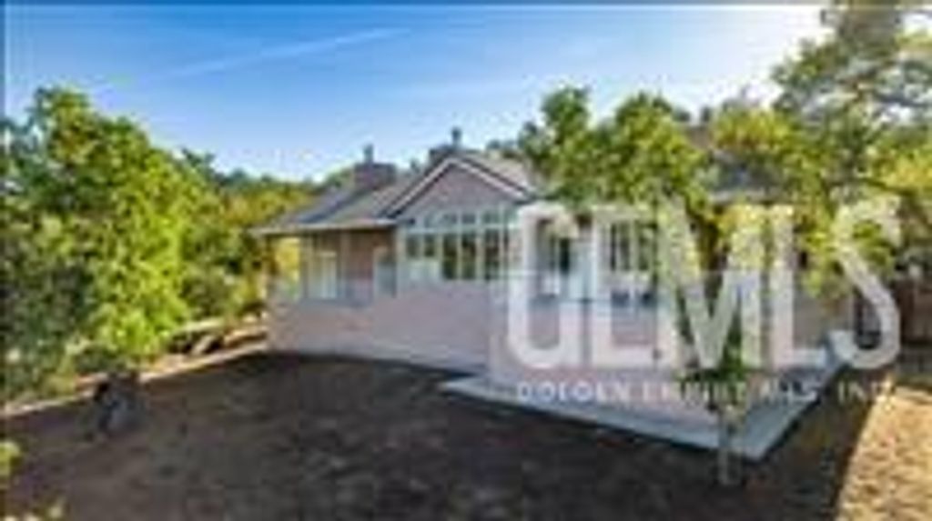 Photo of 29400 Stallion Springs Drive, Tehachapi, CA 93561 (MLS # 202603649)