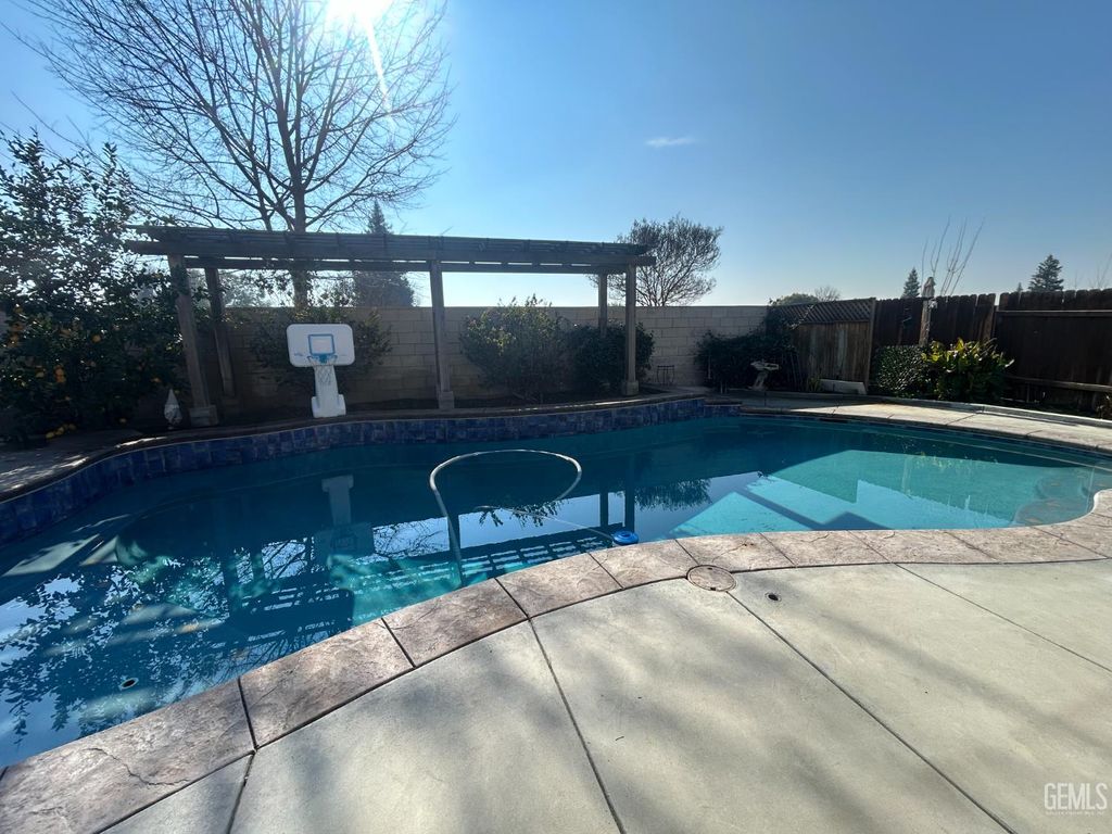 Photo of 10301 Olympia Fields Drive, Bakersfield, CA 93312 (MLS # 202600531)