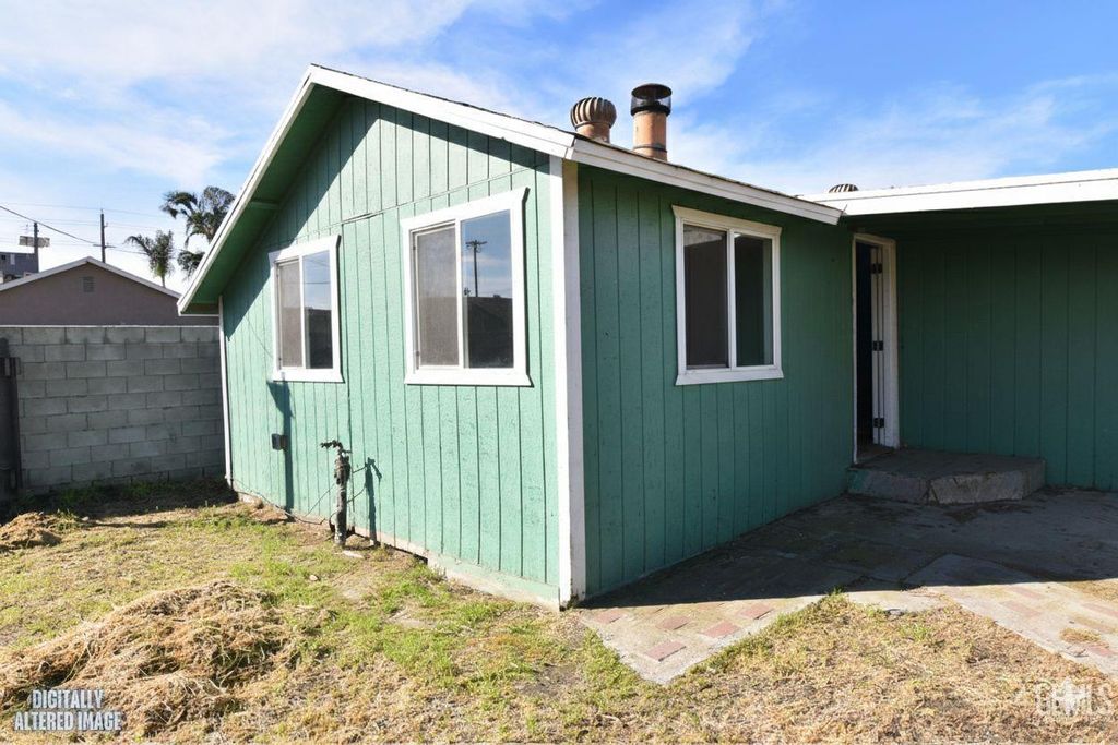 Photo of 1055 Park Lane, Shafter, CA 93263 (MLS # 202602181)