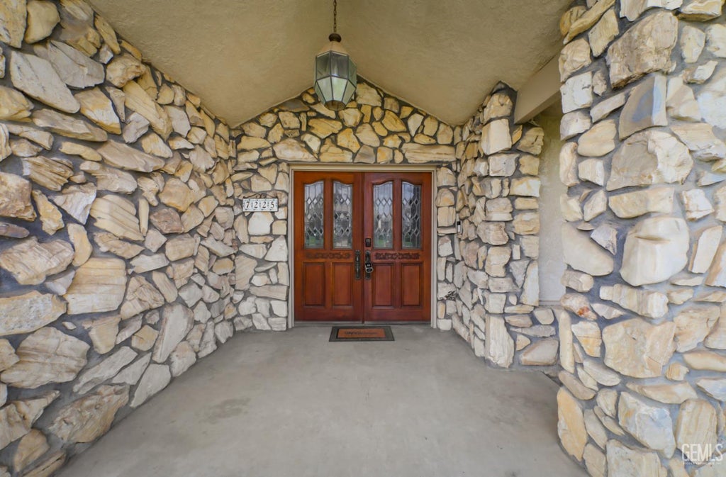 Photo of 7225 Noah Avenue, Bakersfield, CA 93308 (MLS # 202609304)