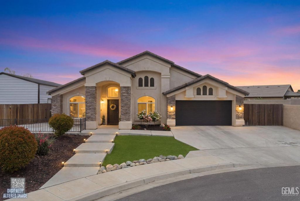 Photo of 6008 Luckman Drive, Bakersfield, CA 93311 (MLS # 202605787)