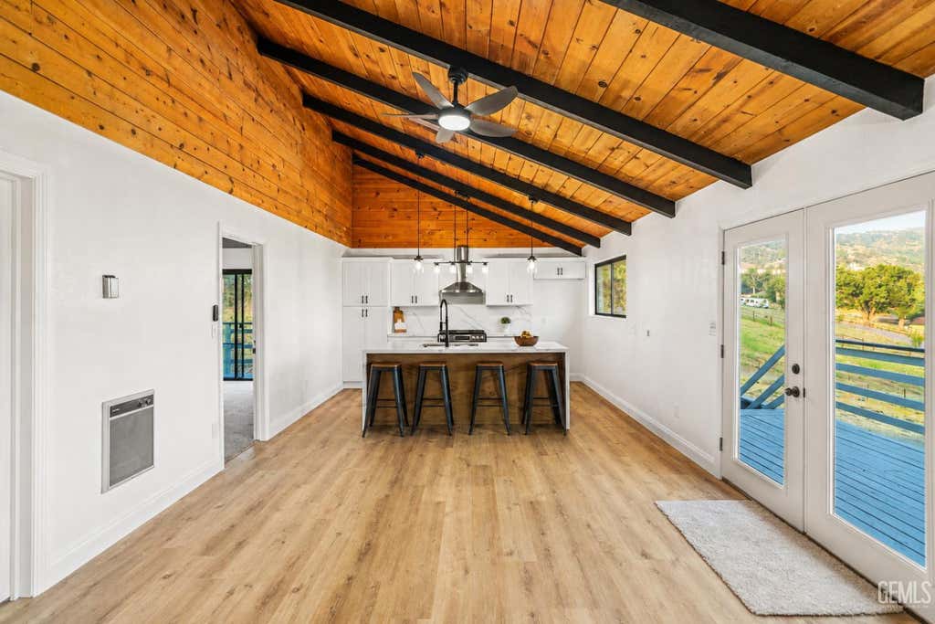 Photo of 24501 Pueblo Court, Tehachapi, CA 93561 (MLS # 202608926)