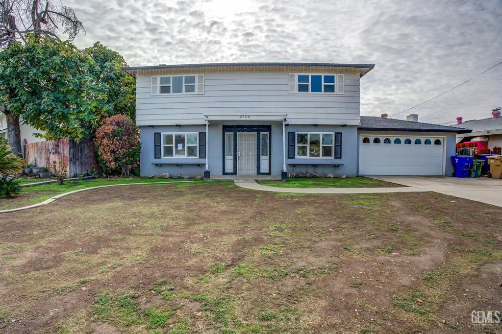 Photo of 4705 Misty Court, Bakersfield, CA 93309 (MLS # 202513508)