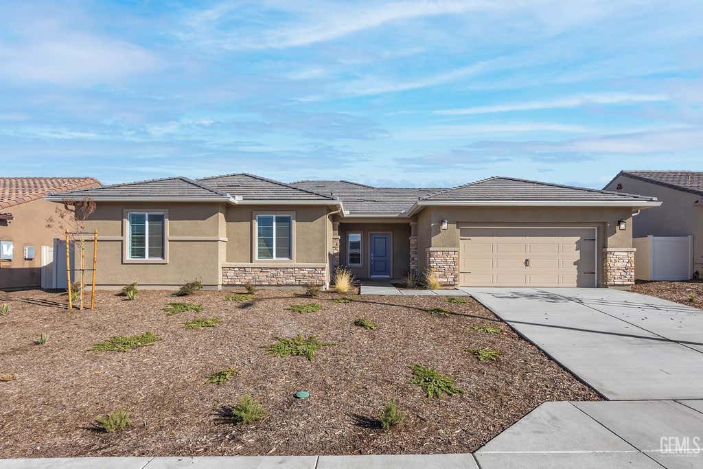 Photo of 5123 Beaverhead Avenue, Bakersfield, CA 93306 (MLS # 202607488)