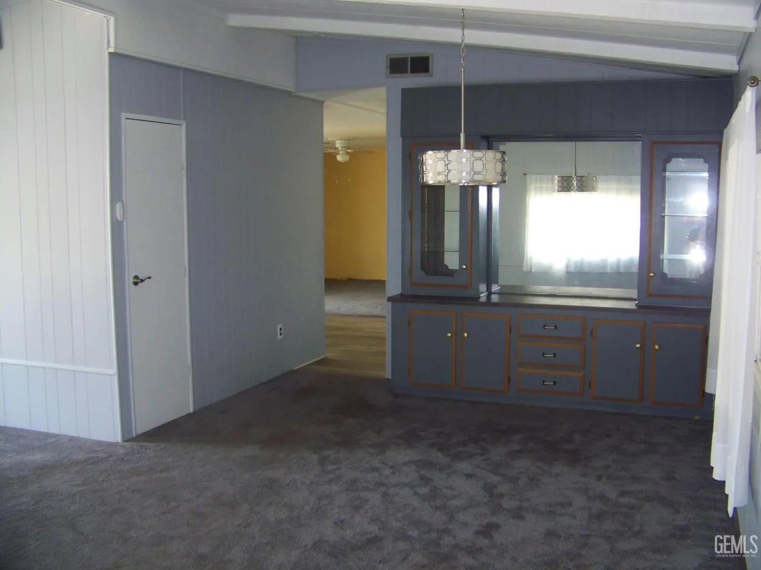 Bakersfield, California 93301, United States, 2 Bedrooms Bedrooms, ,2 BathroomsBathrooms,Residential,Active,90173